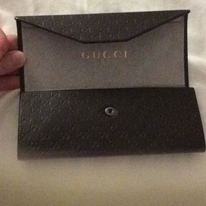 Gucci glasses/sunglasses case